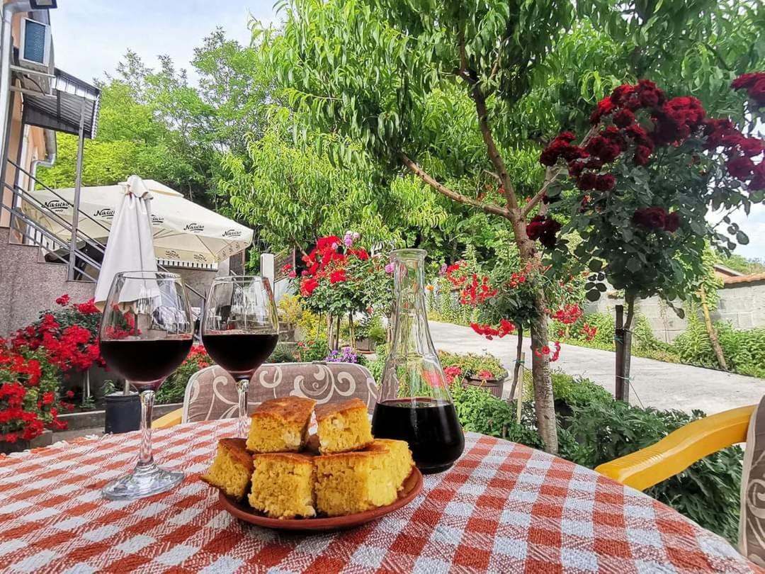 "Pivnica I Smestaj Jovanovic"- Rogljevacke Pivnice Rogljevo 外观 照片